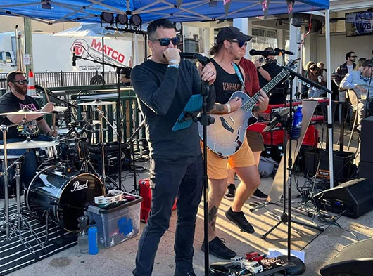 Joe Scovill & Mike Angeli of Smoove Series performing live at Stonebridge Restaurant in Milford, CT